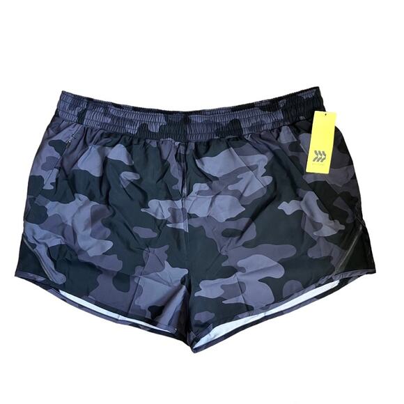 New All in Motion Charcoal Gray Black Running Shorts 1X - Picture 1 of 3